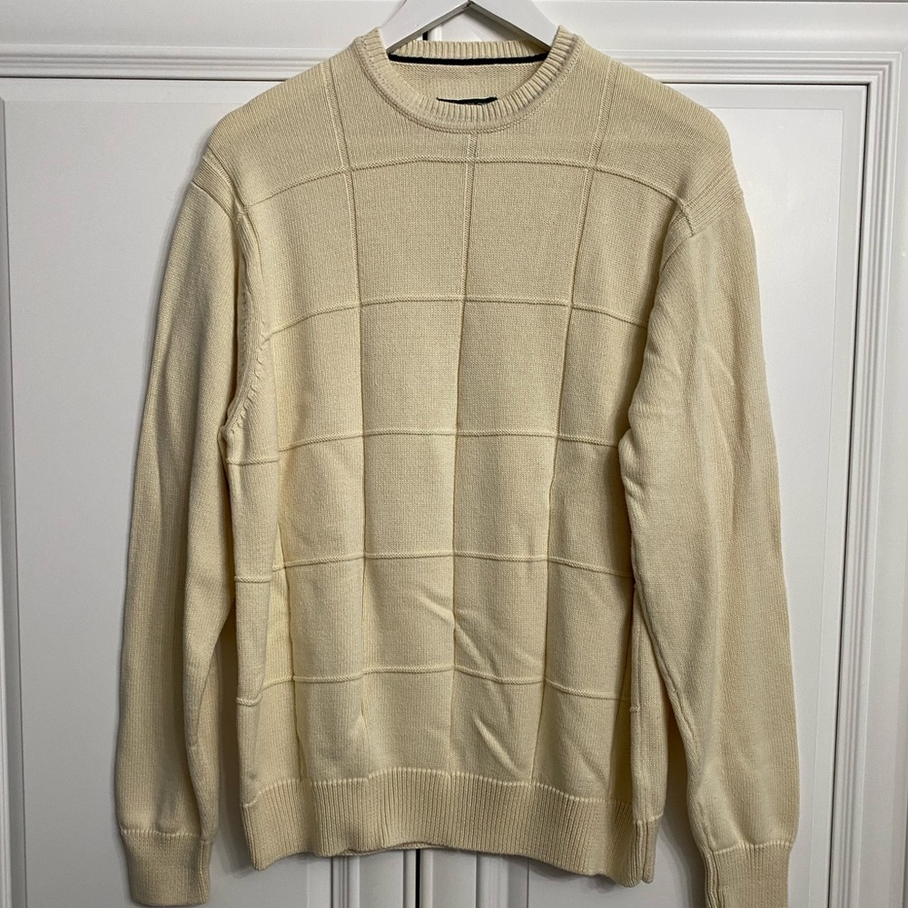 Vtg David Taylor Men’s Size Medium Cream Crew Neck Sweater Preppy Career
